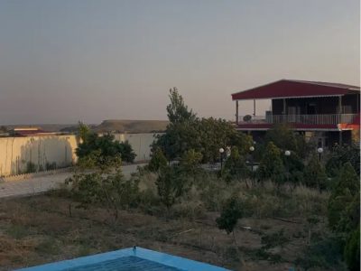 باغ ویلا با انشعاب آب و برق 1600 متری در امند 10 باغ ویلا با انشعاب آب و برق 1600 متری در امند