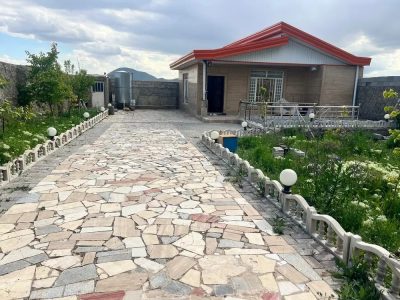 ویلا در اعیانی ترین کوی منطقه اسپیران به مساحت 440 متر